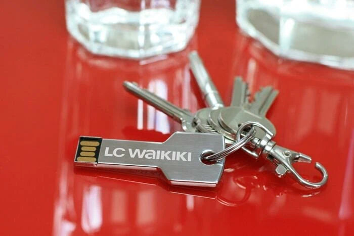 Anahtar Şeklinde USB