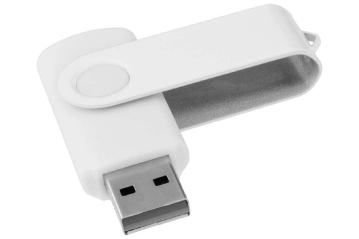 Döner Kapaklı USB Bellek